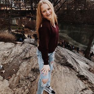 Meet your Posher, Ella